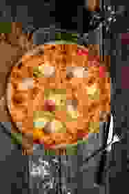 Dört Peynirli Pizza